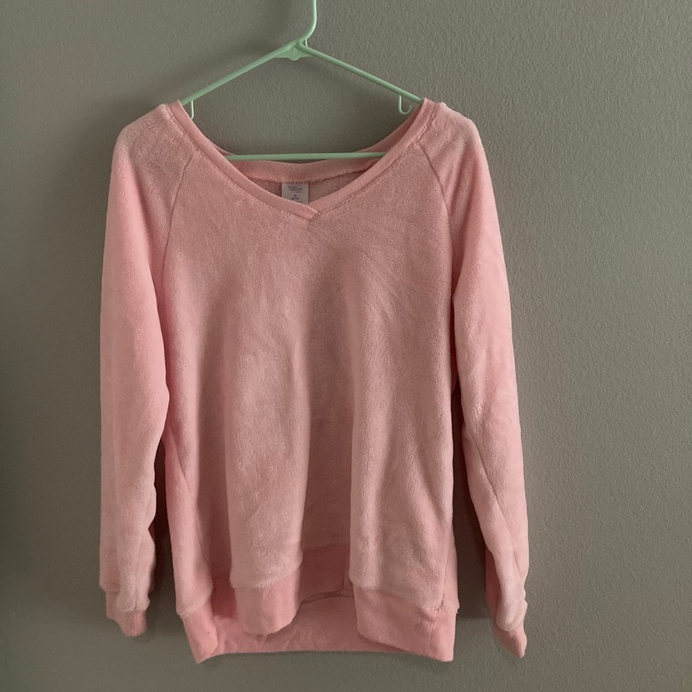 VERY soft fleece crew neck
